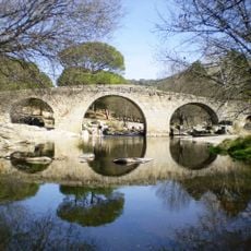 Mocha Bridge, Valdemaqueda