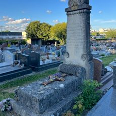 Tombe de la famille Damville