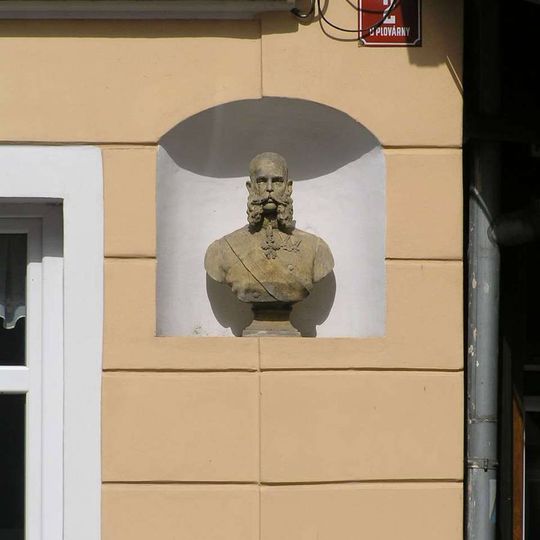 Busta Františka Josefa I. v Děčíně