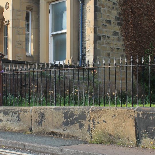 Gatepiers To Number 10