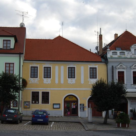 Alšovo náměstí 3