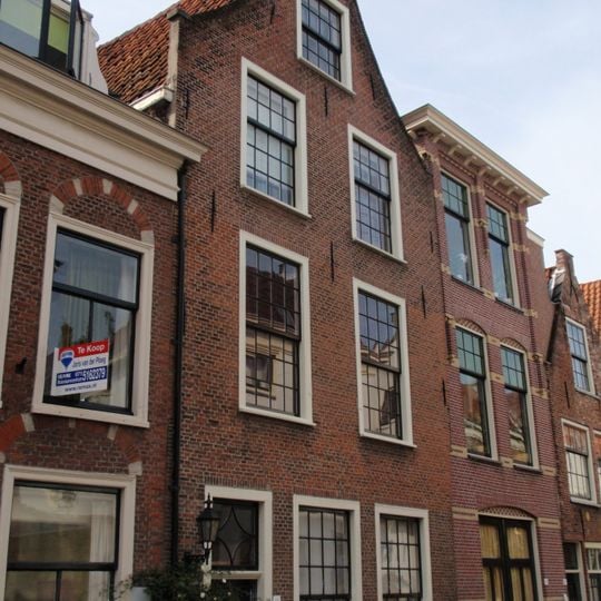 Langebrug 13, Leiden