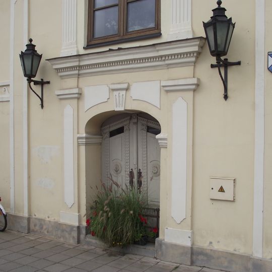 Fasādes dekoratīvā apdare