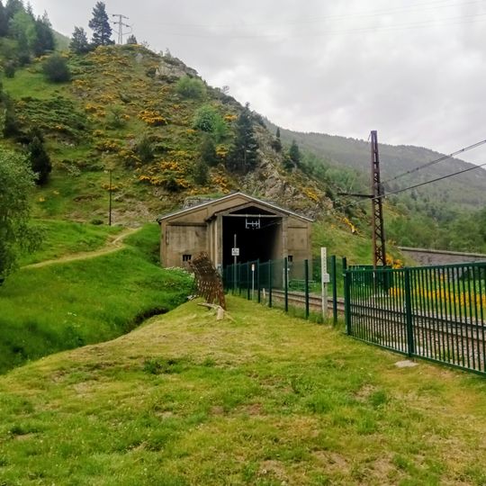 Túnel ferroviario de Pimorent