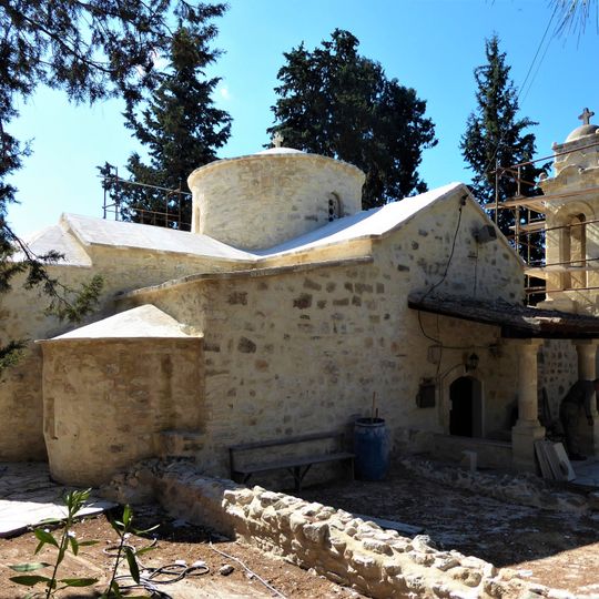 Agios Kirikos and Iouliti