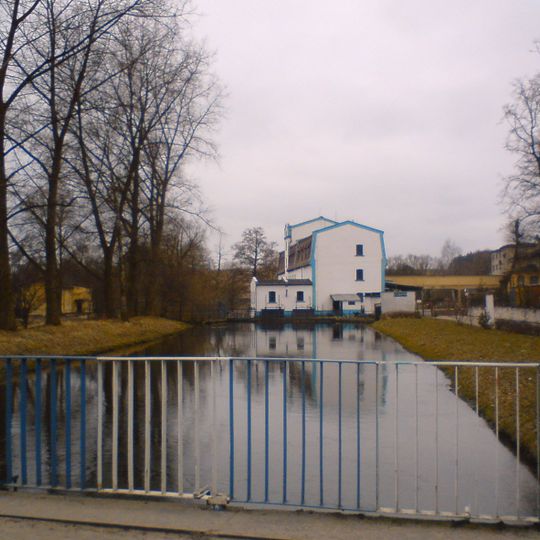 Młyn wodny wraz z układem hydrotechnicznym i bezpośrednim otoczeniem budynku