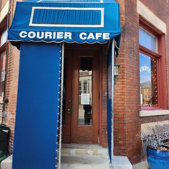 Courier Cafe