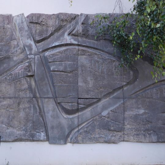Relief in Kupeckého 4
