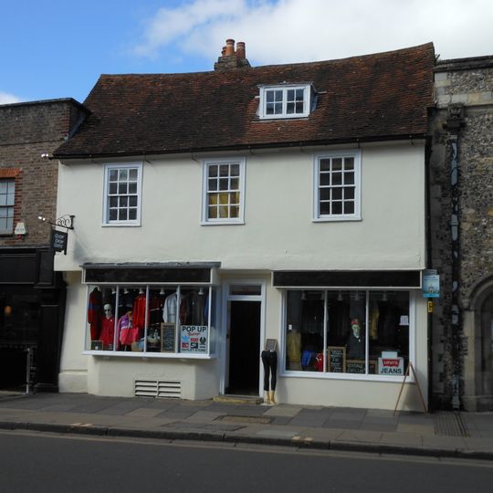 24 And 25, South Street