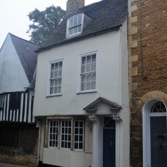 1, St Peter's Street