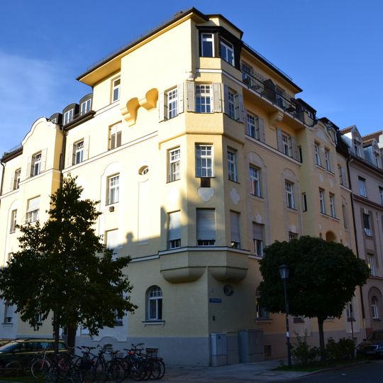 Mietshaus