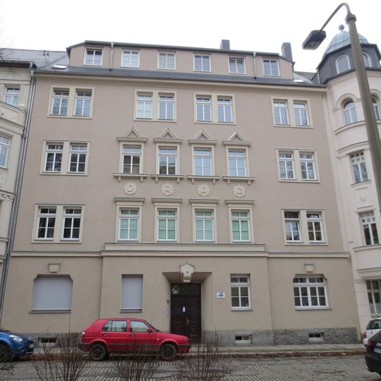 Mietshaus in geschlossener Bebauung Vettersstraße 60