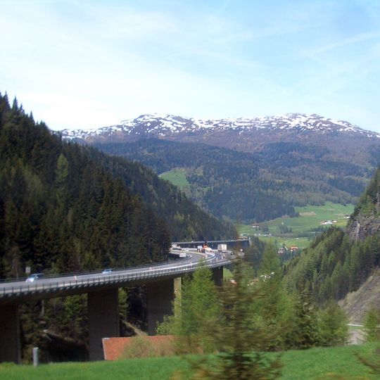 Luegbrücke