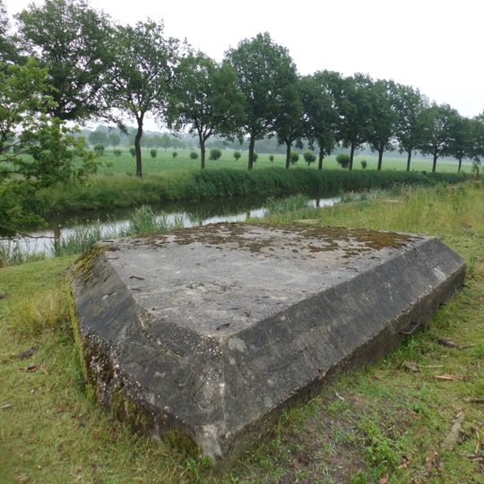 Kazemat GL077 tussen Bruinenburgersluis en damsluis aan de Roffelaarskade