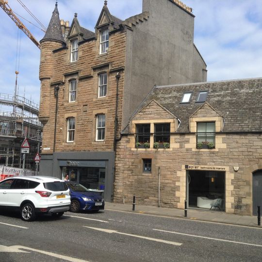30-32 Huntly Street, Canonmills, Edinburgh