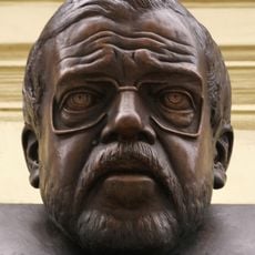 Pamětní deska Václava Bendy na Karlově náměstí v Praze