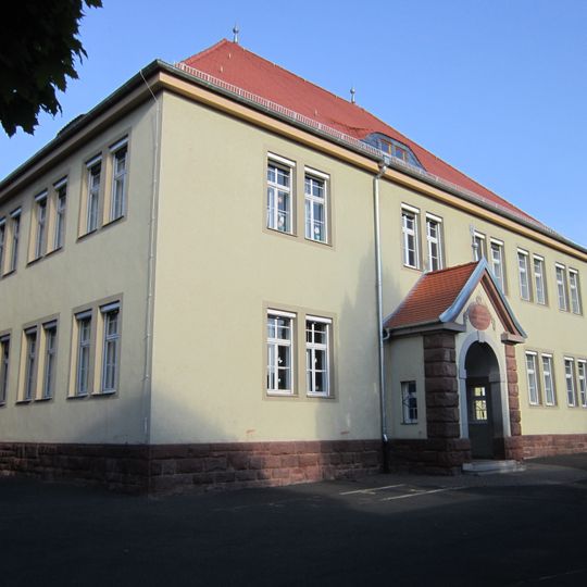 Elementary School in Garitz