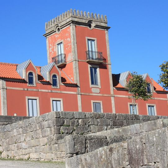 Casa e Quinta da Caverneira