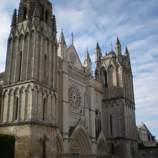 Catedral de Saint-Pierre de Poitiers