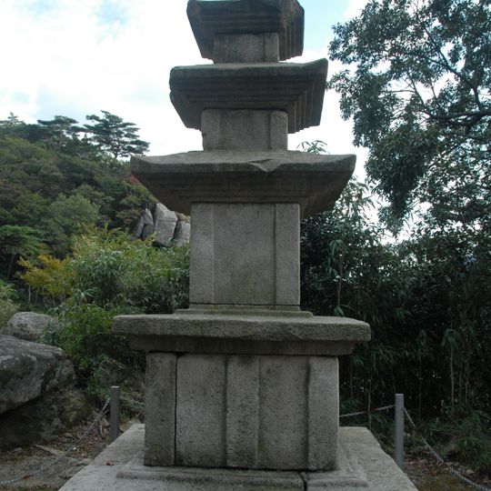 해남 대흥사 북미륵암 삼층석탑