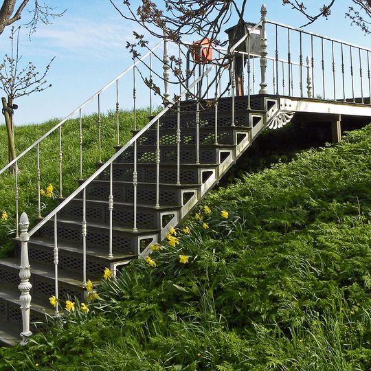 Gietijzeren steektrap