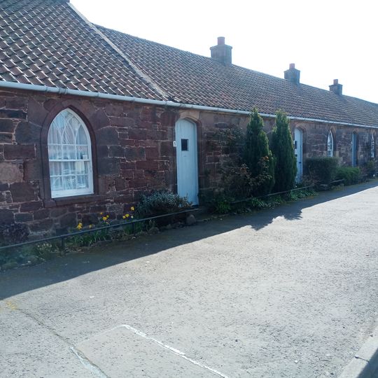 Aberlady, High Street, 8-9 Red Row