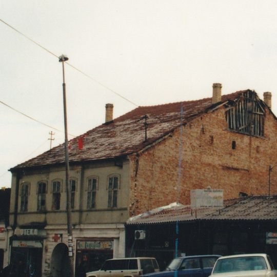 Кућа на Тргу ослобођења 41