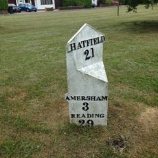 Milepost, South Of Junction With Chessfield Park