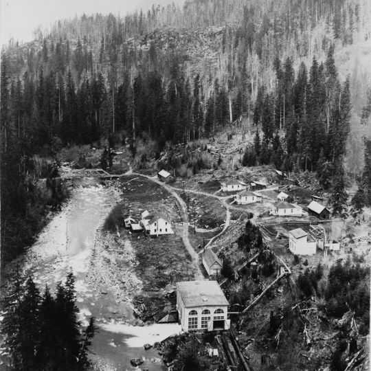 Nooksack Falls Hydroelectric Power Plant