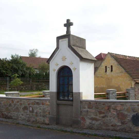 Výklenková kaple na mostě v Buzicích