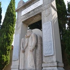 Estagel war memorial