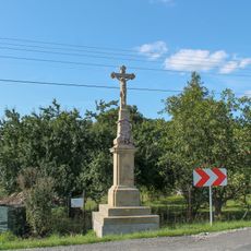 Kříž v Dolní Libině na rozcestí