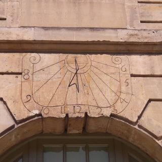 Cadran solaire - hôtel de Sully - Paris IV