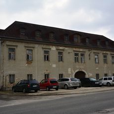 Matras, kasárne, obecný dom