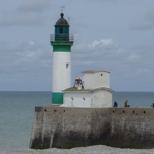 Le Tréport lighthouse