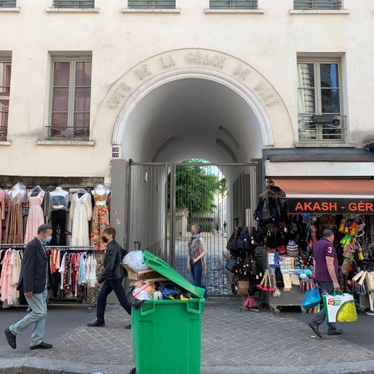 Cour de la Grâce-de-Dieu