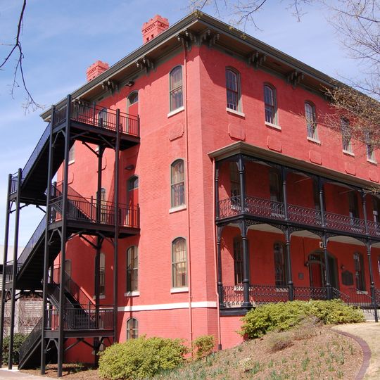 Raleigh and Gaston / Seaboard Coast Line Building