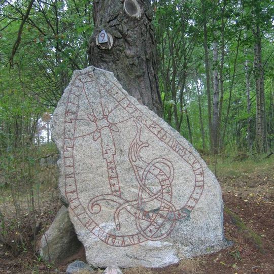 Lilla Vilunda runestones