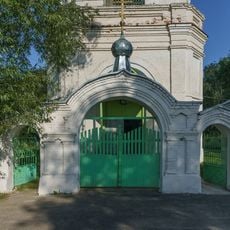 Ограда с воротами (Худынское)