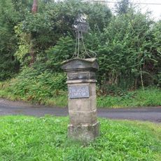 Rozcestník v Horním Chlumu