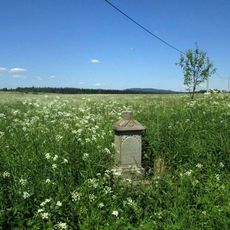 Kříž západně od Kohoutova