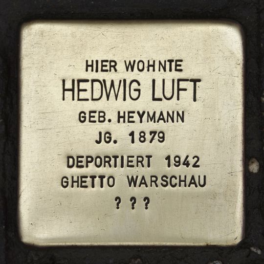 Stolperstein en memoria de Hedwig Luft