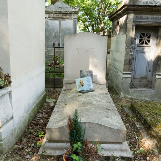 Grave of Delande