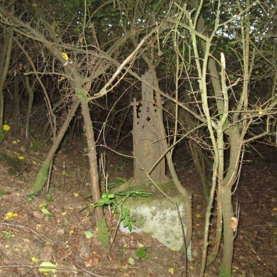 Kříž západně od Zhůřce