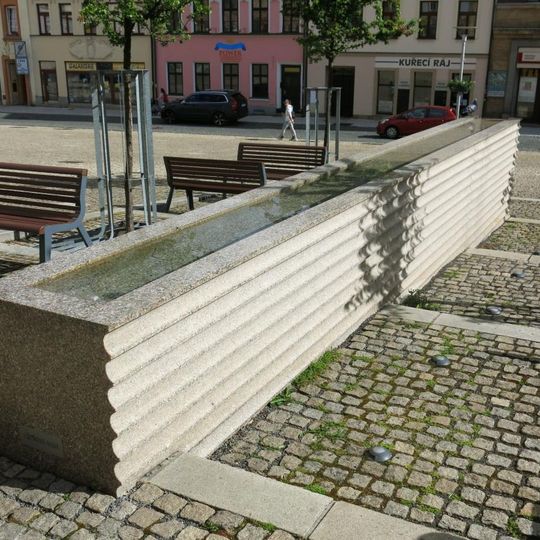 Fontána s kaskádou na Dolním náměstí v Jablonci nad Nisou