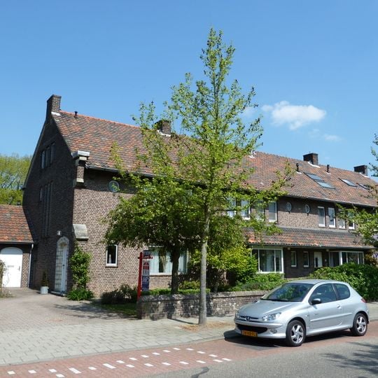 Wieënweg 36-42, Brunssum