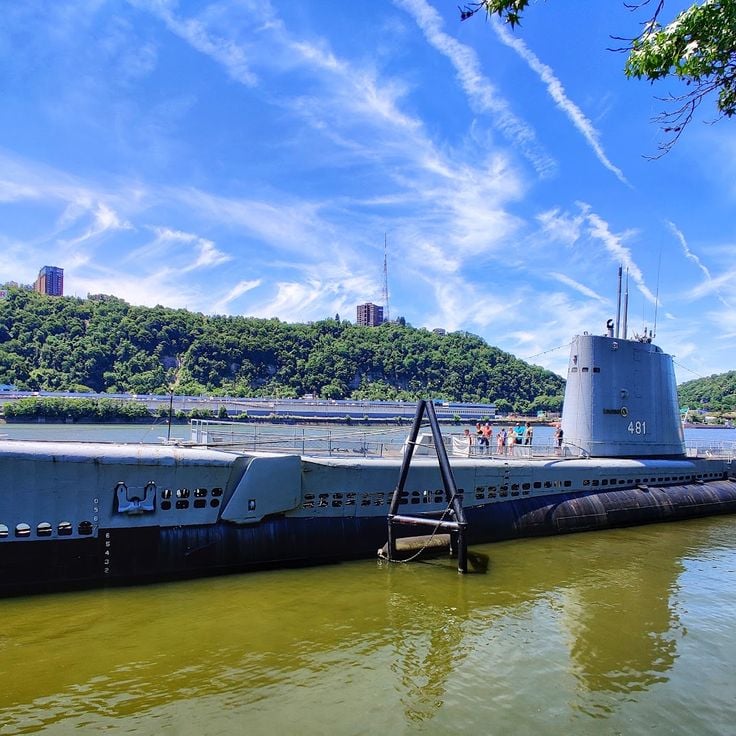 USS Requin