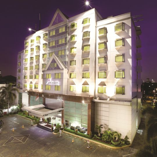 Orchardz Hotel Jayakarta