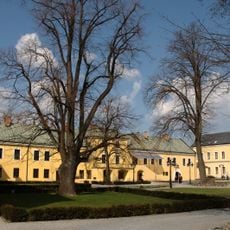 Kaštieľ Bytča s areálom, budova