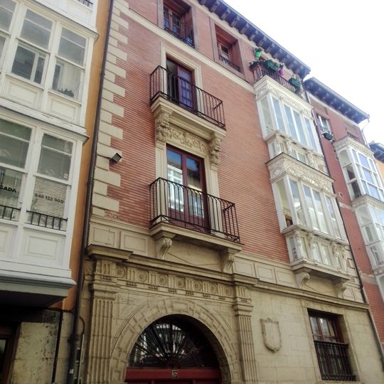 Casa Cuchillería 17